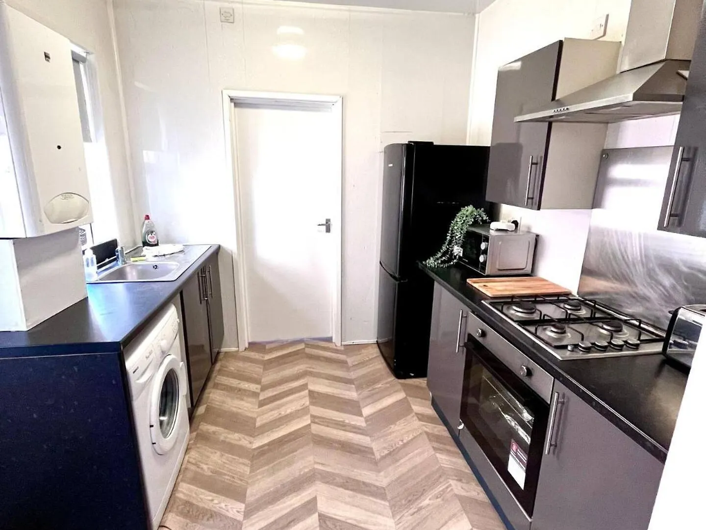Centrally Located Apartment-Free Parking Newcastle upon Tyne Aparthotel